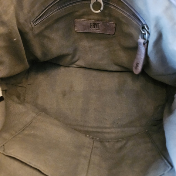 💛 Frye Gray Leather Tote Bag - Picture 5 of 8